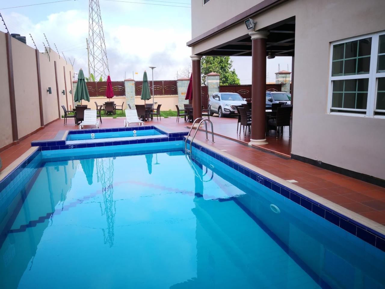 Frederick'S Lodge Kumasi Esterno foto